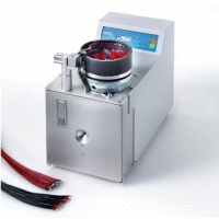 Automat na izolované dutinky sypané 0,25-4,0 mm2 v délkách 6,8,10 a 12mm (v ceně průřezy 0,5-1,5mm2)