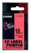 Páska CASIO originální plastová samolepicí šíře 18mm, černá na červeném, návin 8m